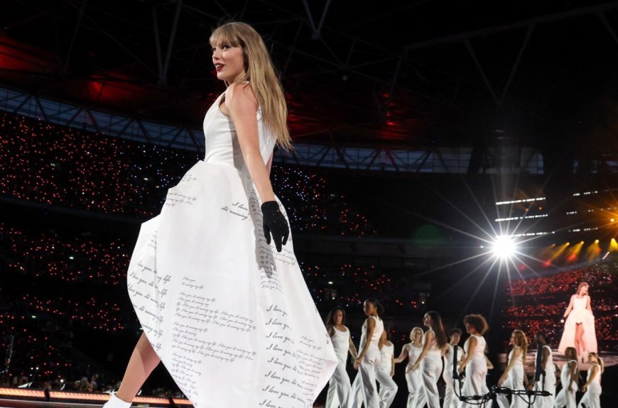 Taylor Swift Reigns Over U.K. Chart With ‘Tortured Poets’